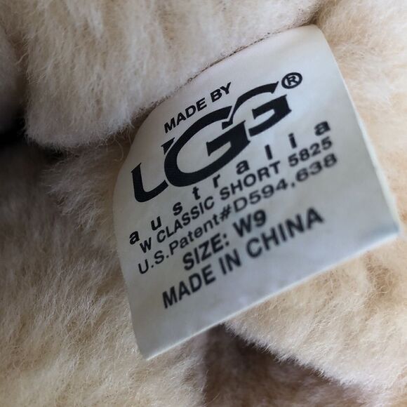 Uggs short  - Picture 10 of 11